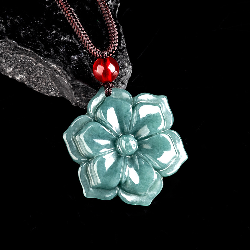 Vintage Fashion Luxury - Collier pendentif fleur en jadéite birmane,