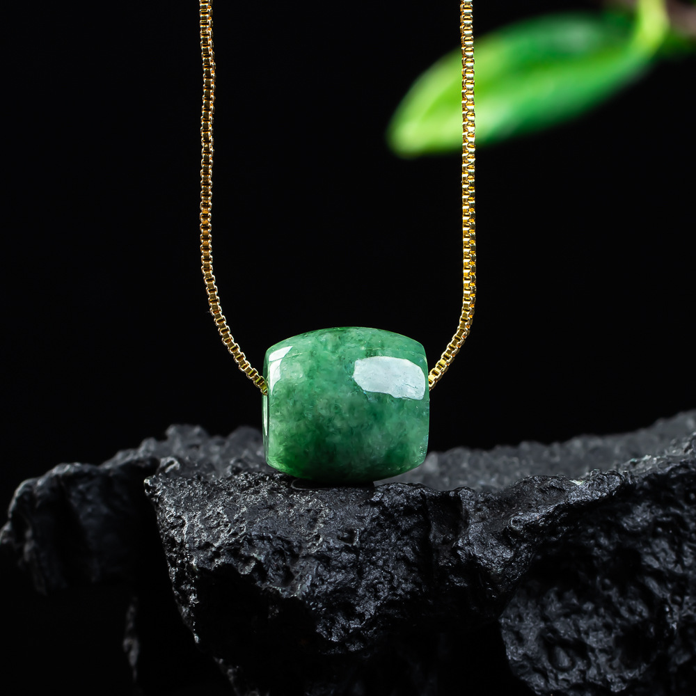 Vintage Fashion Luxury - Pendentif en perles de Jade véritable