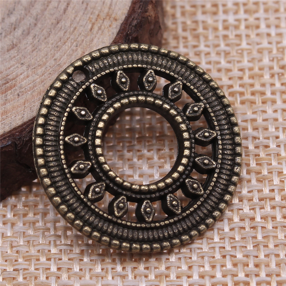 10 pièces de breloques circula - Vintage Fashion Words avis et prix