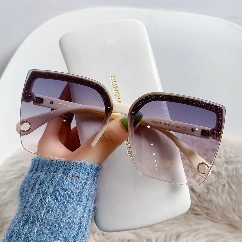 Lunettes de soleil surdimensio - Vintage Fashion Luxury avis et prix