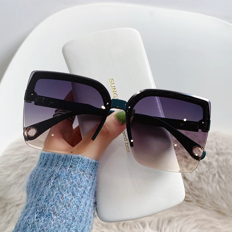 Lunettes de soleil surdimensio - Vintage Fashion Luxury avis et prix