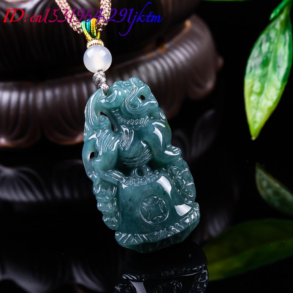 Pendentif Pixiu en jadéite bir - Vintage Fashion Designers avis et prix