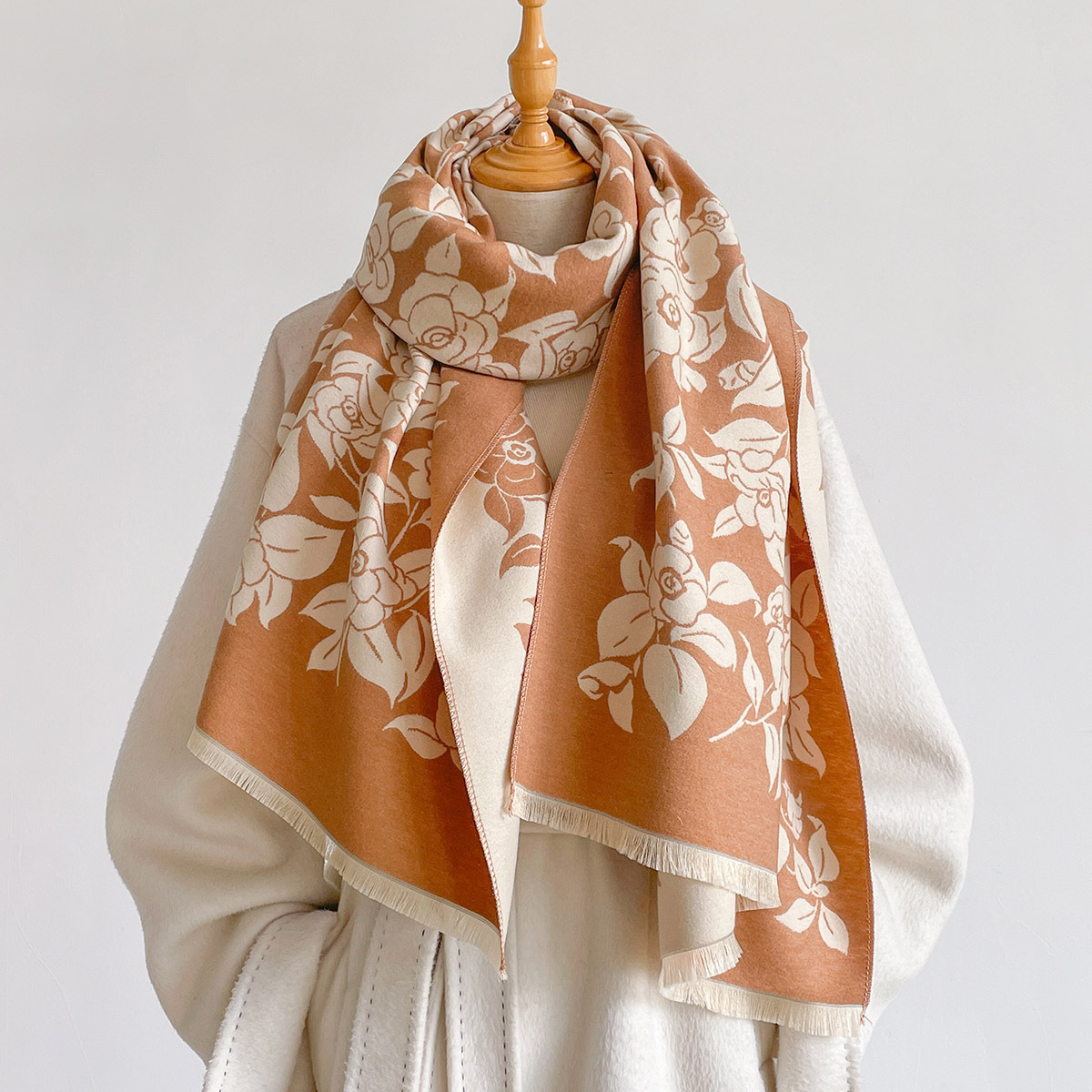 Écharpe en cachemire à texture - Vintage Fashion Outfit avis et prix